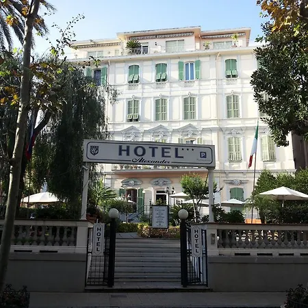 Alexander & Hotel 3*