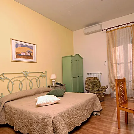 Alexander & Hotel 3*