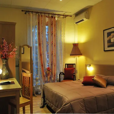 Hotel Alexander & 3*