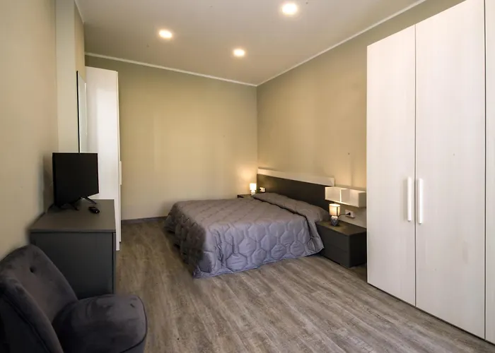 Alexander & Ξενοδοχείο 3*