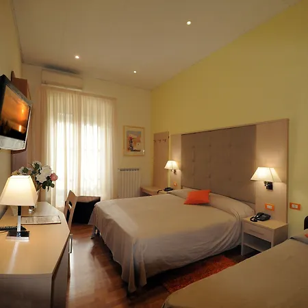 Ξενοδοχείο Alexander &