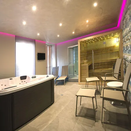 Ξενοδοχείο Alexander & Σαν Ρέμο